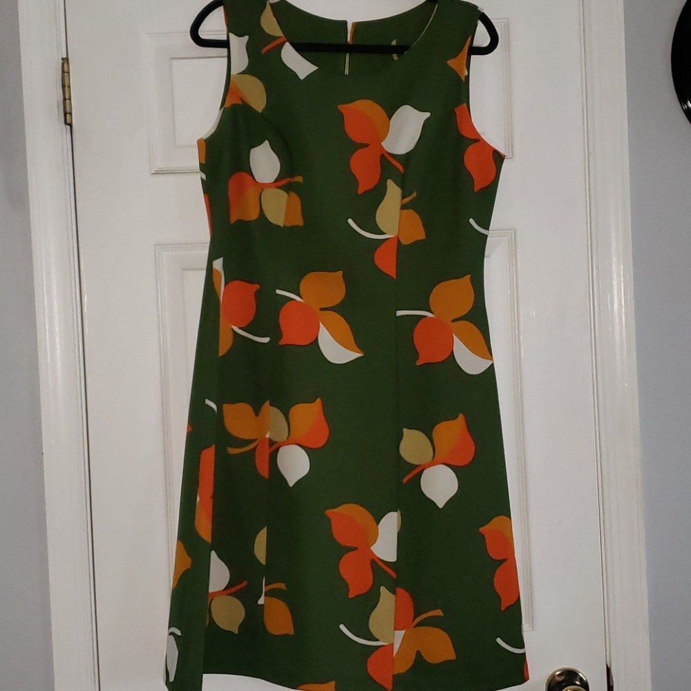 Ladies 60s dress